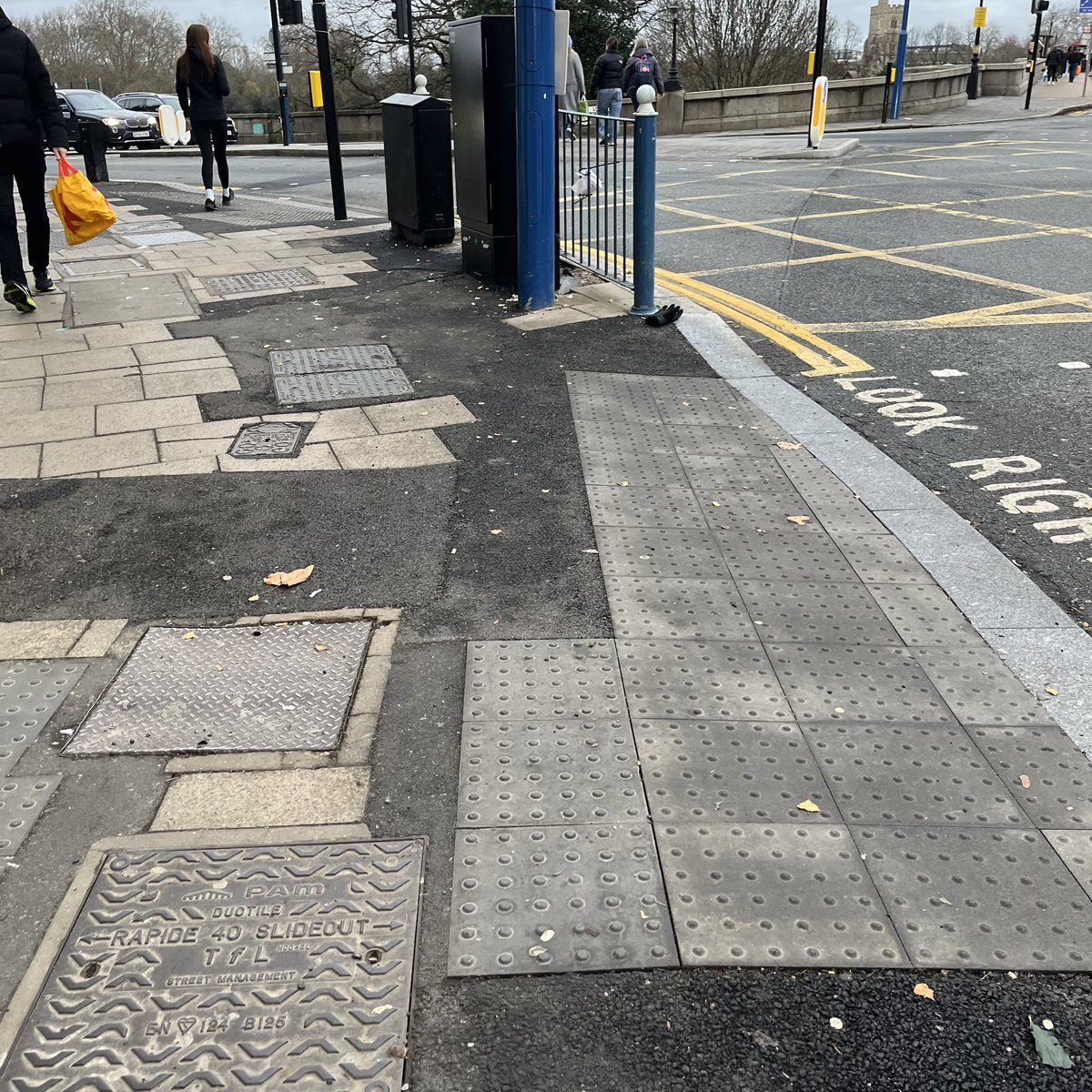 James Jeffreys (@_jamesjeffreys) on Twitter photo Ahem, completed ahead of schedule 🤔?!? My son and I could barely walk past with our bikes earlier.
After all the congestion, all the air pollution, not to mention the stress and aggravation of these works, <a href="/wandbc/">Wandsworth Council</a> now gaslights Putney residents with their “completed” works. Ahem, completed ahead of schedule 🤔?!? My son and I could barely walk past with our bikes earlier.
After all the congestion, all the air pollution, not to mention the stress and aggravation of these works, <a href="/wandbc/">Wandsworth Council</a> now gaslights Putney residents with their “completed” works.