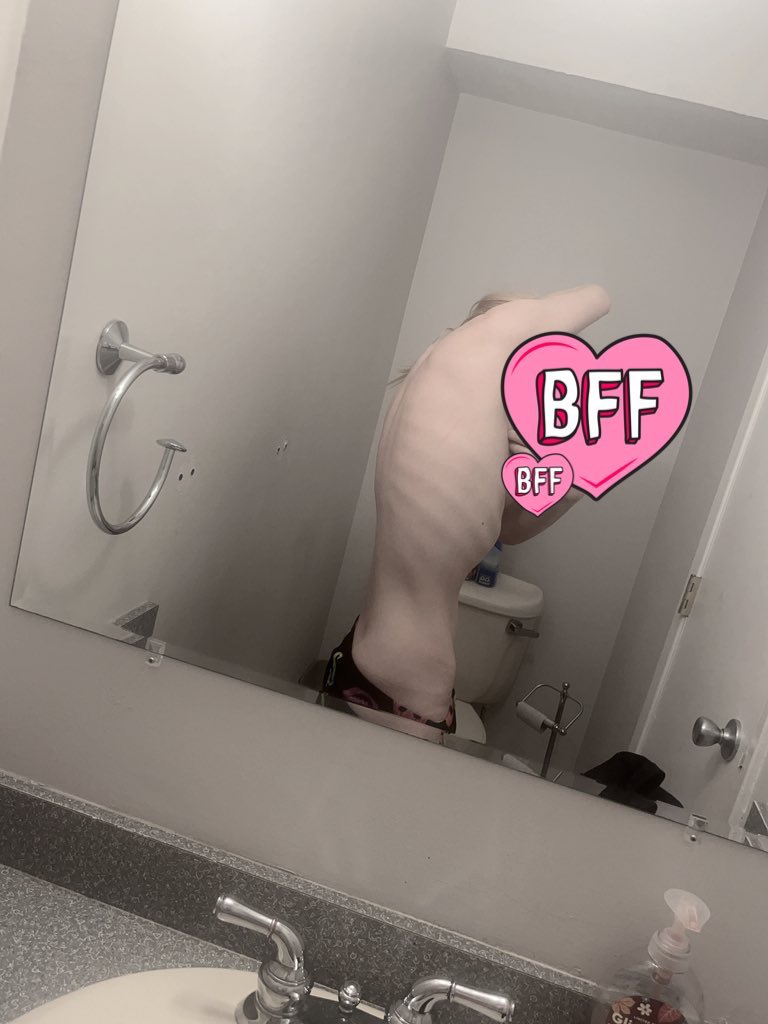strvingpity's tweet photo. Do I need to show my fucking b0nes to prove myself wtf?? https://t.co/5hqqBbTvYl