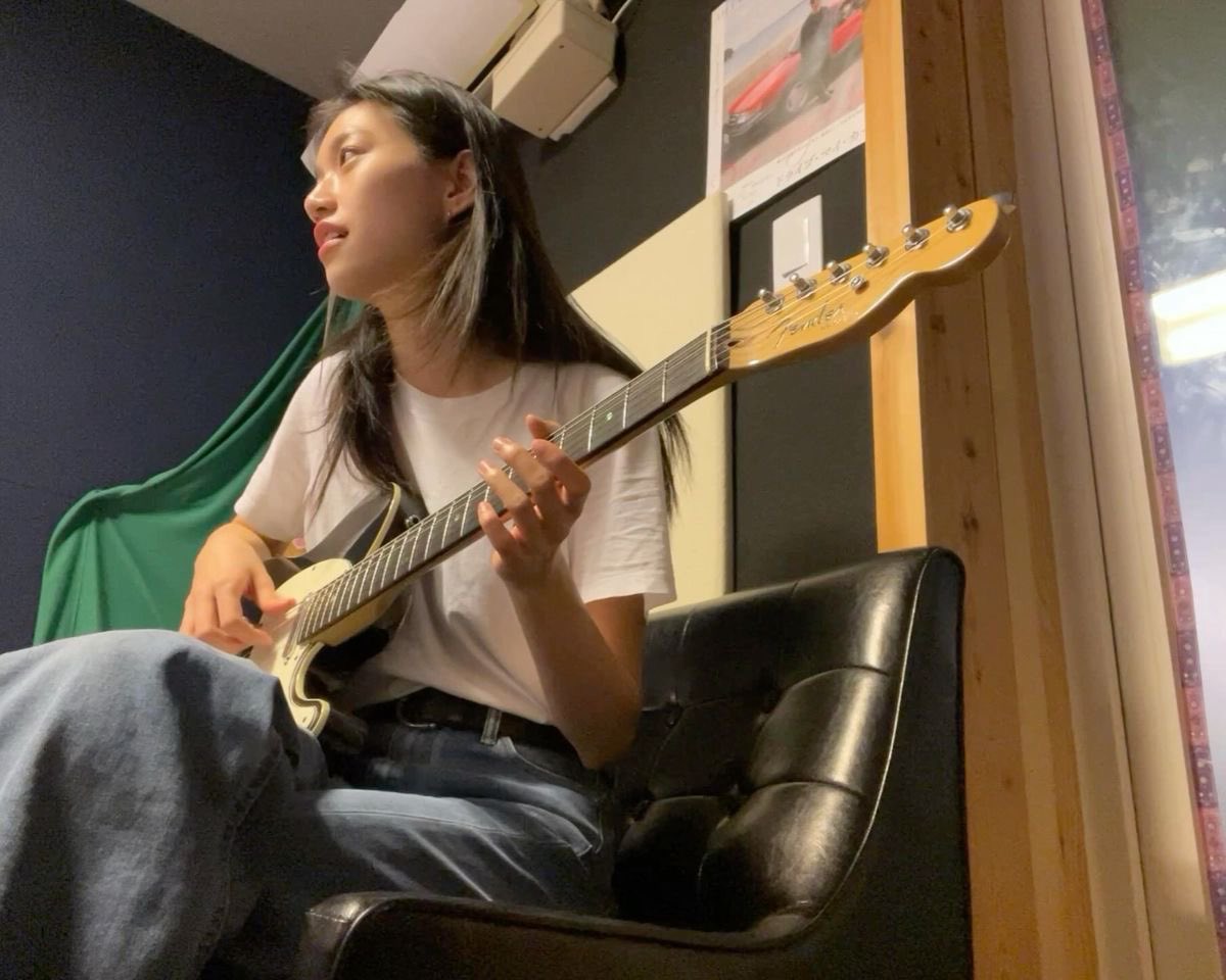 hourly doyeon tweet media