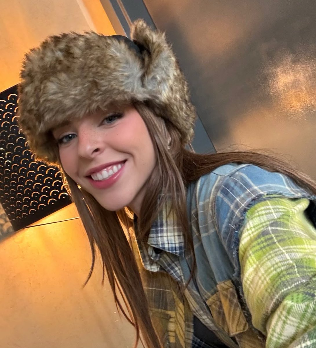 safe place💗 tweet media