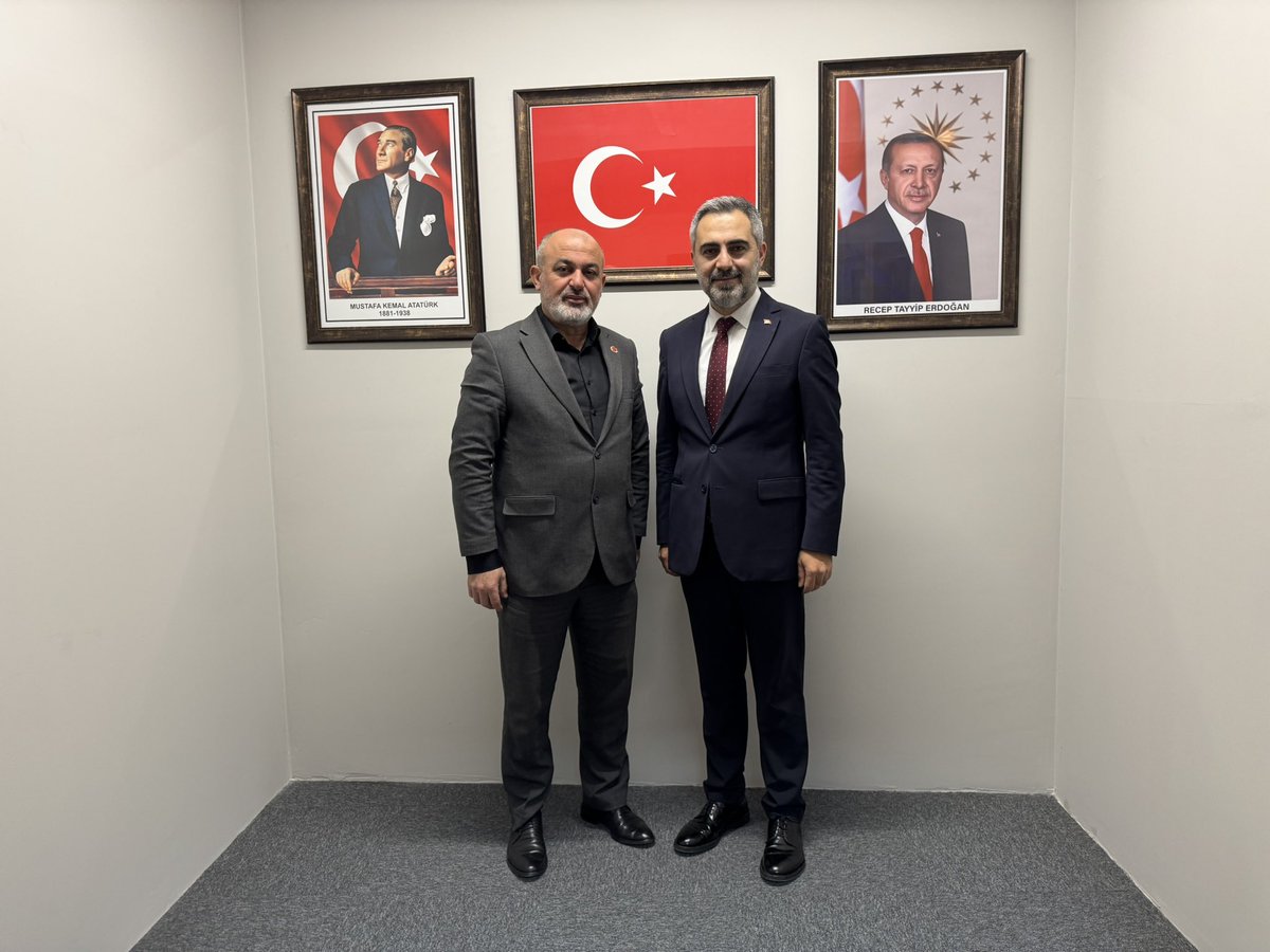 📌 İBB Meclis Üyemiz Muhterem MEMİŞ
📌 Meclis Üyemiz Selman ÜNAL
📌 Meclis Üyemiz Abubekir UÇAN
📌 Meclis Üyemiz Şerafettin AY

Meclis Üyelerimiz ile bir araya gelerek, istişarelerimizi gerçekleştirdik.

Sorumluluk bilinciyle, fedakârca çalışan Meclis Üyelerimize çok teşekkür