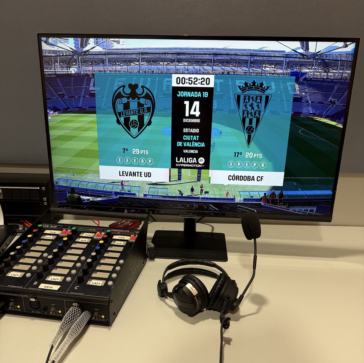 Axel Martínez tweet media