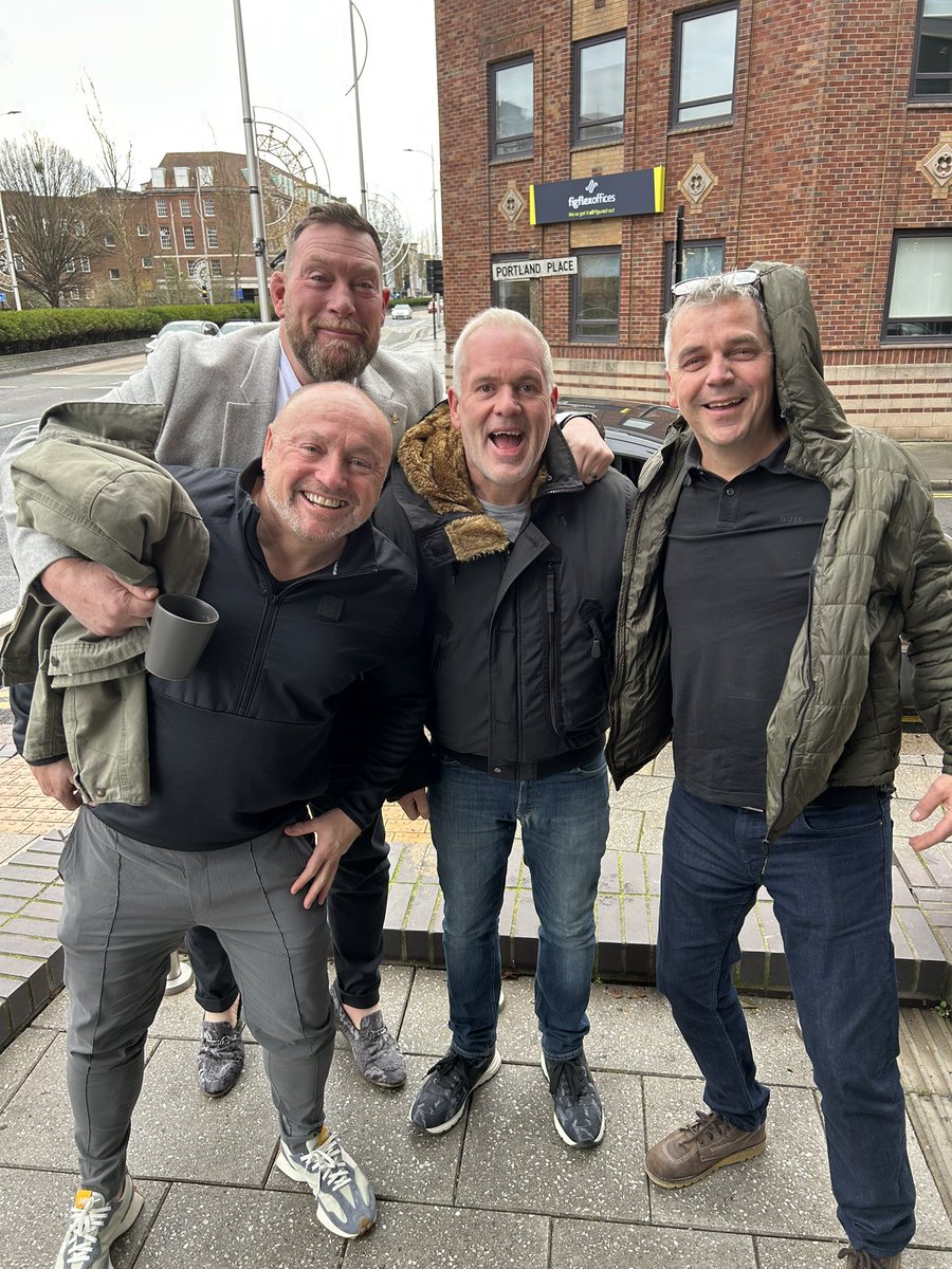 Always a pleasure to meet a legend !! <a href="/RadioX/">Radio X</a> @<a href="/ChrisMoyles/">Chris Moyles</a>