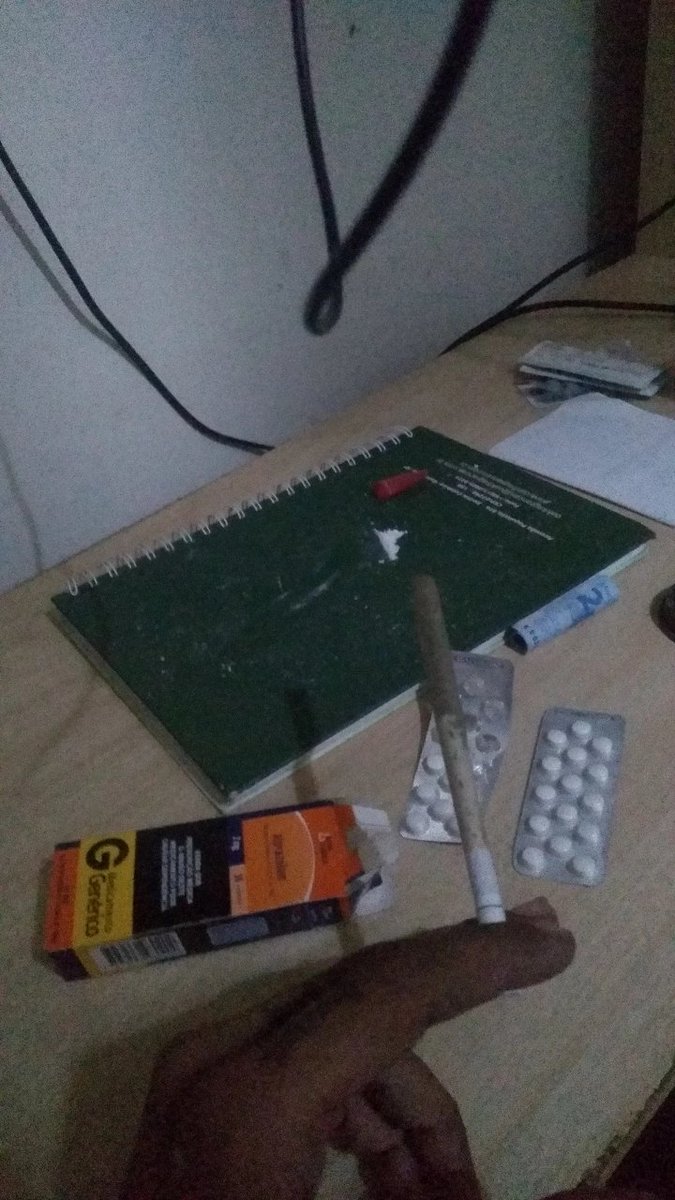 MatheusBataier2's tweet photo. When Xanax and Weed are killing me I do two fat courses of cocaine to get up #drugs #xanax #cocaine #weed #smokeweed #dopers #dope #sadboy #suicideboy https://t.co/BEBejKsAZz