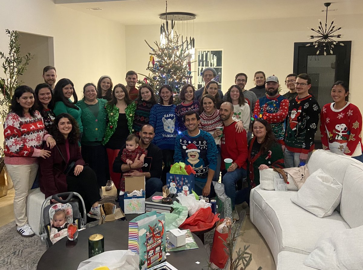 Happy Holidays from UAMS pathology! This weekend the residents celebrated with our annual Christmas party featuring dirty santa gift exchange and an ugly sweater contest 🎄🎄thanks to our PD Dr. Patel for hosting!