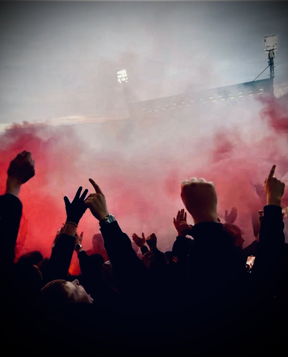 SECTION NORTH WEST tweet media