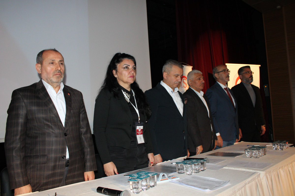 yuksel_yalcin's tweet image. Gümüşhane Şiran Dernekler Federasyonu (ŞİDEF) başkanlığını yapmış, Genel Kurulda’da Şidef Onursal Başkanı olarak takdir edilen Güsiad Başkan Yardımcımız, *Serkan Kaya* ya yapmış olduğu değerli hizmetler için teşekkürlerimizi sunuyoruz . 
…. 
Genel kurulda ŞİDEF’in yeni Genel…