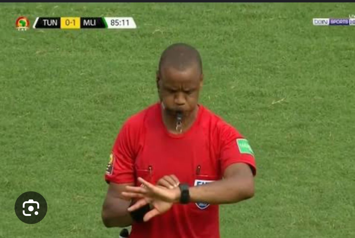 Southampton players need this guy now #SOUTOT