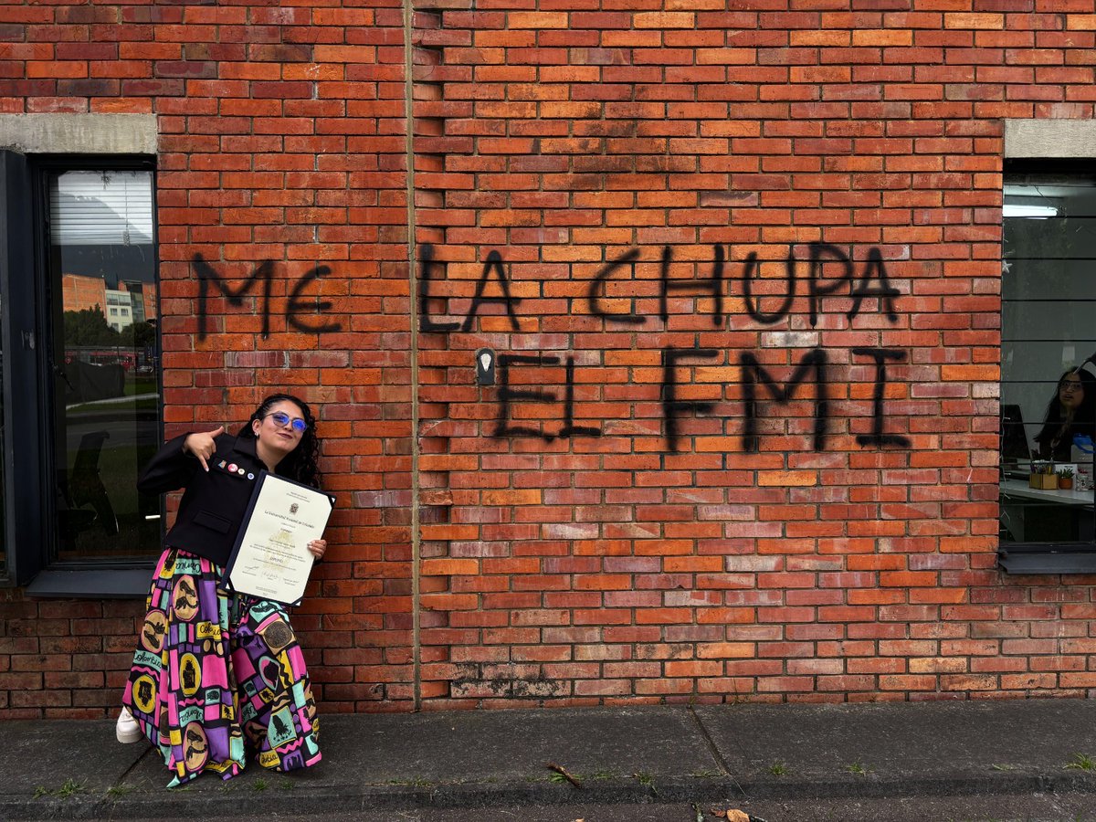 Mafee_Acosta's tweet photo. Economista de la Universidad Nacional xd. https://t.co/bxZNNf3cgT