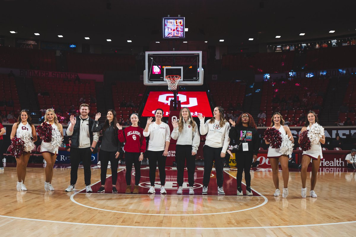 OU_WBBall's tweet image. The standard of student-athlete mental well-being. 

Thank you for all you do, @OU_PROS 💚