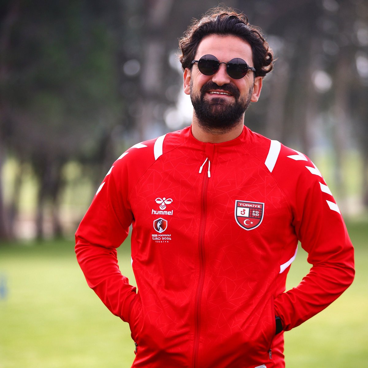 kkadirdemir's tweet photo. Euro FootGolf 2024 ⚽⛳

Avrupa'nın dört bir yanından gelen FootGolf severlerle; Türkiye ev sahipliğinde gerçekleşen bu harika organizasyonun içerisinde, Ay Yıldızlı armanın bir parçası olmak tarifsiz bir duyguydu. Emeği olan herkese sonsuz teşekkürlerimle.. 

#EuroFootGolf24 https://t.co/2Z5KWrsfv5