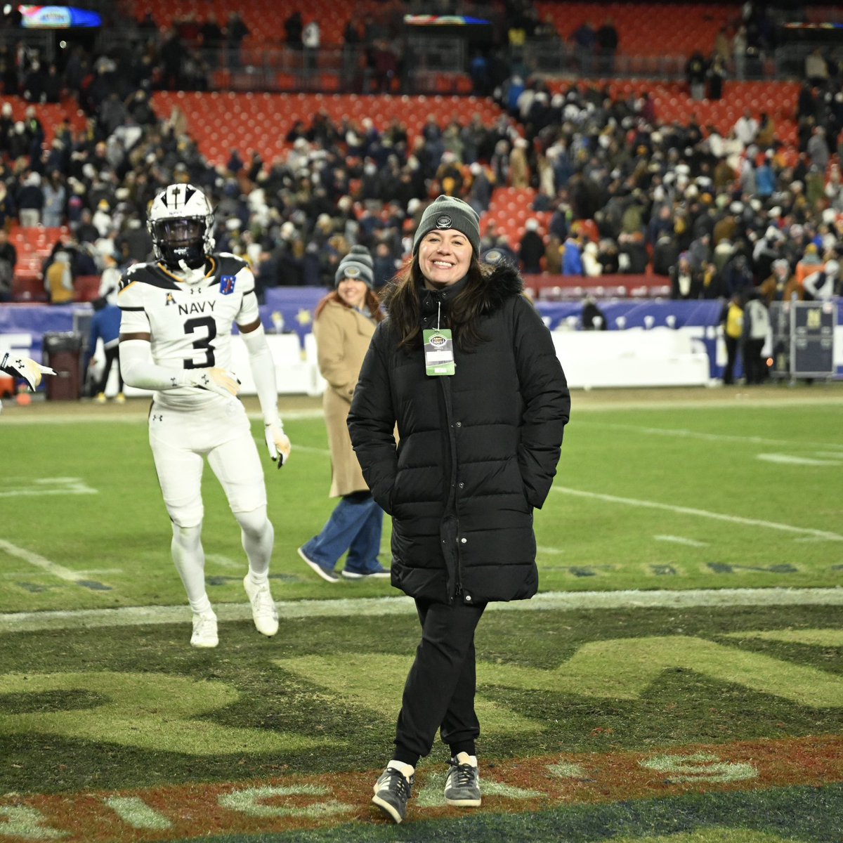KaitKinsey's tweet photo. The 125th meeting of America’s Game 🇺🇸🏈

#ArmyNavy | #ArmyNavyDC https://t.co/b3R5VqQQZX