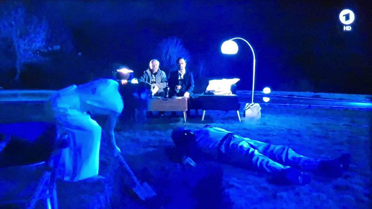 Stanislaus2210's tweet image. #Profiling im #Theatermodus. #Tatort