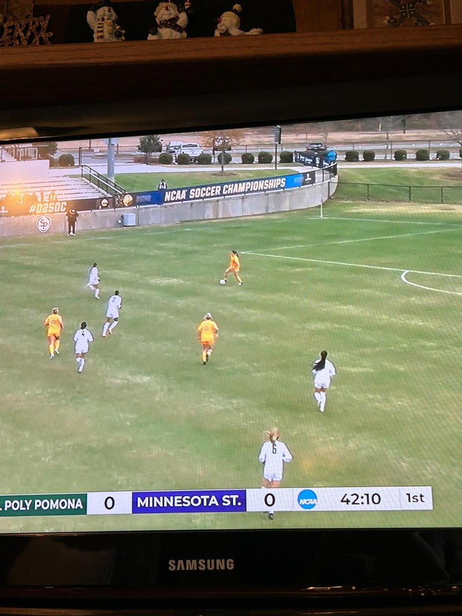 UrbyGirlsSoccer's tweet photo. Good Luck Kelsey! Go Mavericks! @MinnStSoccer https://t.co/Yi8fTJtNDS