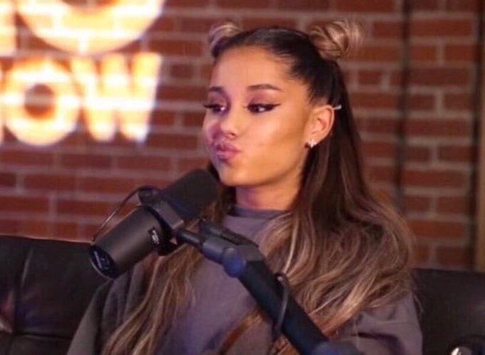 godxwoman's tweet photo. the swt wasn’t THAT good. the lighting was terrible. the setlist was messy. she didn’t have a big enough screen so that nosebleeds could even see her. vocals and dancing was there but it wasn’t even top three tours ive been to https://t.co/uI3rAFLCD9