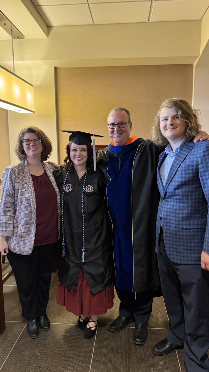kpalmer71's tweet photo. Extra special graduation yesterday as my daughter received her bachelor’s degree from @TROYUnews! https://t.co/lXEke6S4qa