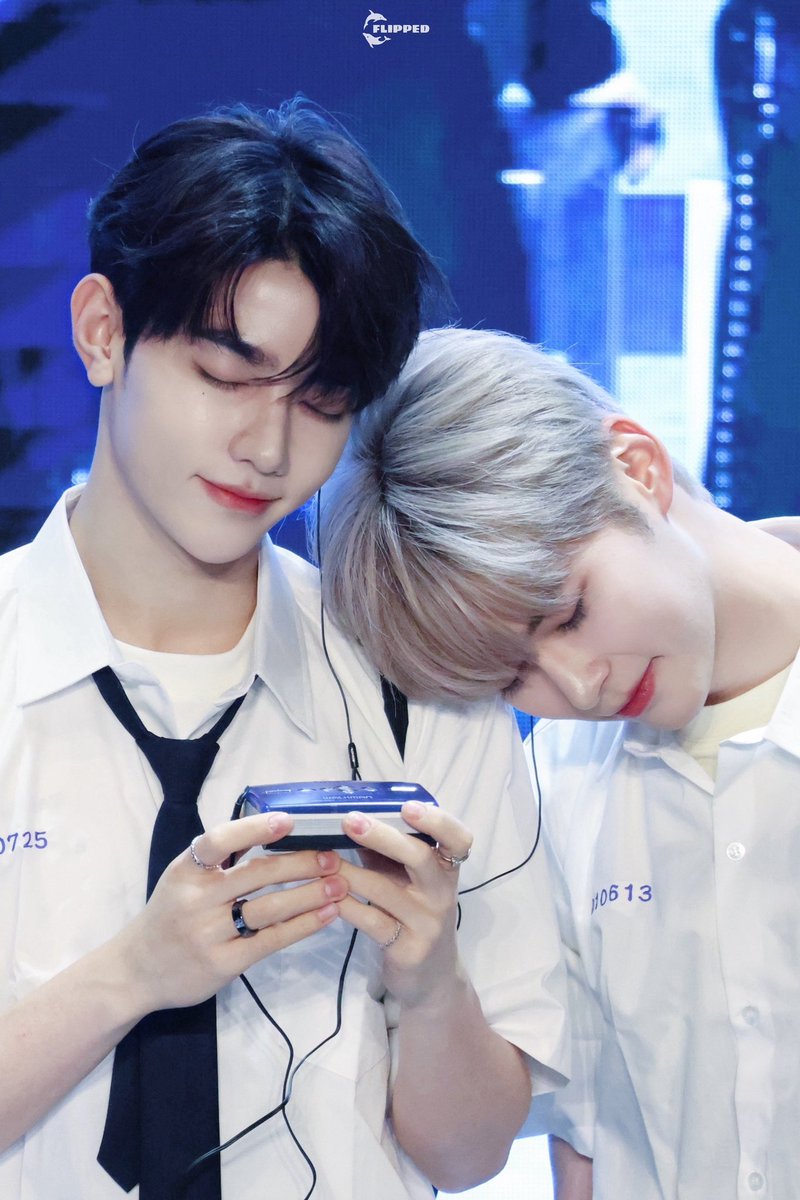 alwaysluvzh's tweet image. 상견니 하오빈 넘 귀욥…&amp;gt;//&amp;lt;