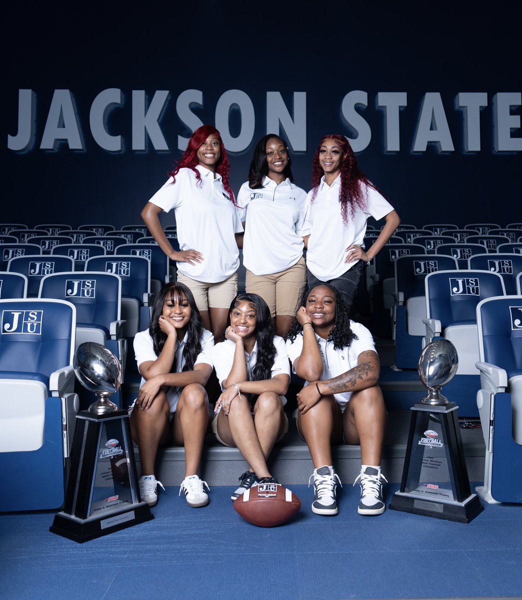 Our recruiting journey was a test of resilience and teamwork. This moment reflects our hard work, unity and success. At Jackson State we learned that recruiting is about building bonds and creating a lasting impact.