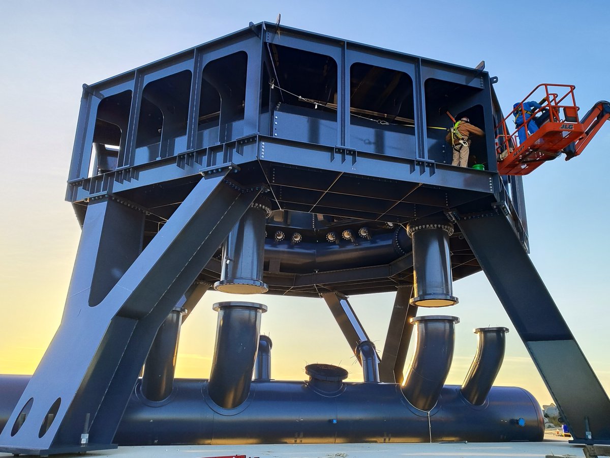 RocketLab's tweet photo. It’s beginning to look a lot like Christmas... and a Neutron launch pad!

The team at Launch Complex 3 in Virginia have completed the install of the water deluge system for Neutron’s launch pad and completed the upper deck segment for the rocket’s launch mount – all 160 tonnes of it.