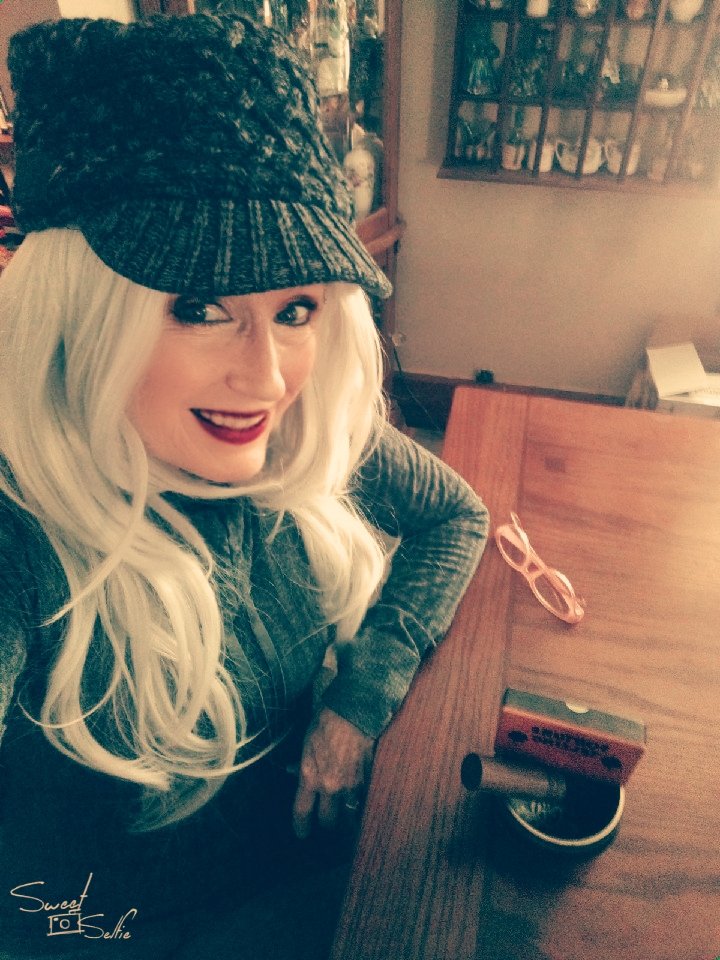 *Foxy Lady* aka: Sexysunshine tweet media