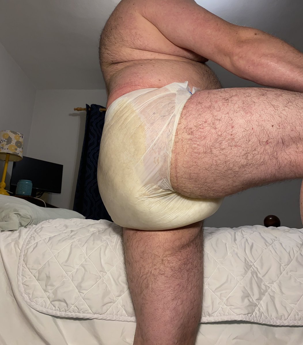 STL Diaper Lover tweet media