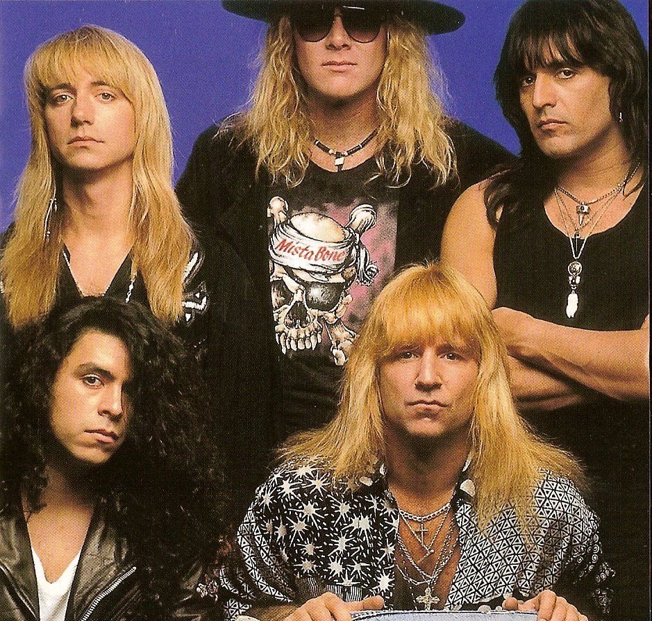 gwcomforts's tweet photo. great white

top(l-r): michael lardie, mark kendall, audie desbrow
bottom(l-r): tony montana, jack russell

#greatwhite #greatwhiteband #michaellardie #markkendall #audiedesbrow #tonymontana #jackrussell https://t.co/AQOmyufHM8