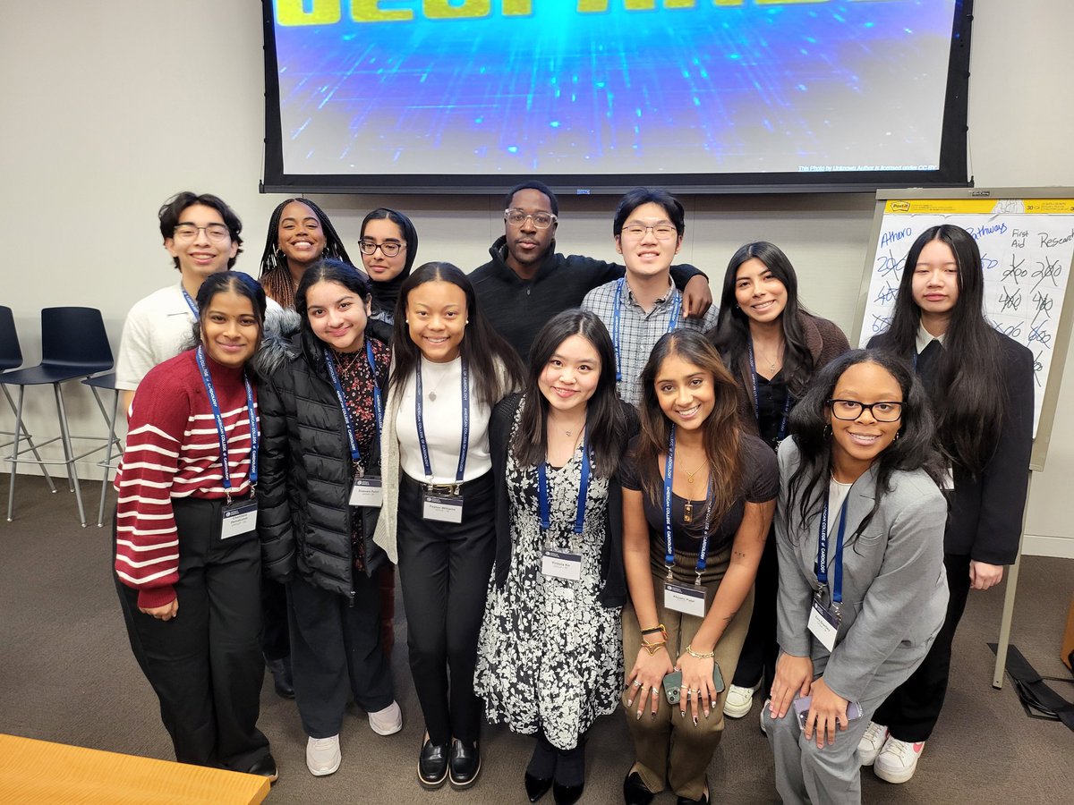 AkuaGAsare's tweet photo. The Young Scholars came with their A game playing Jeopardy at #campcardiac #acc #healthequity https://t.co/LjDkJRwBa2