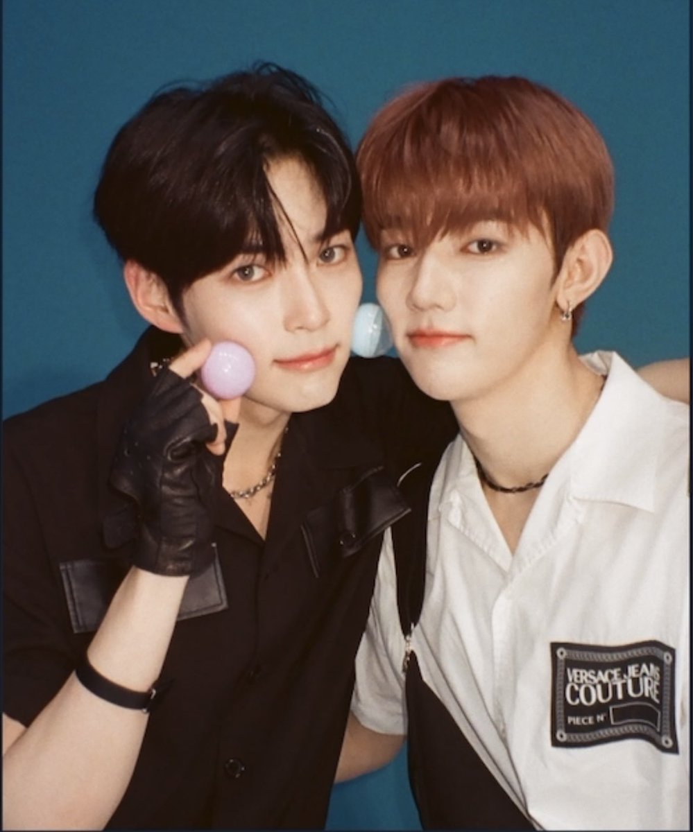 alwaysluvzh's tweet image. 필카 하오빈두 너무 예뿌고 기여워서 눈물 남 따흑…