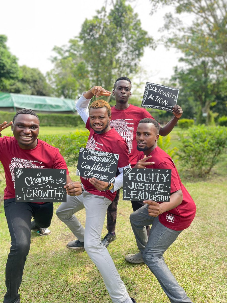 justyeshua's tweet image. Another semester of teaching, learning, reflecting, growing and most importantly building a new set of favorite people.

Dr. Essien once said, "Change begins in small spaces and places".
#GlobalLocal
#HealthEquity