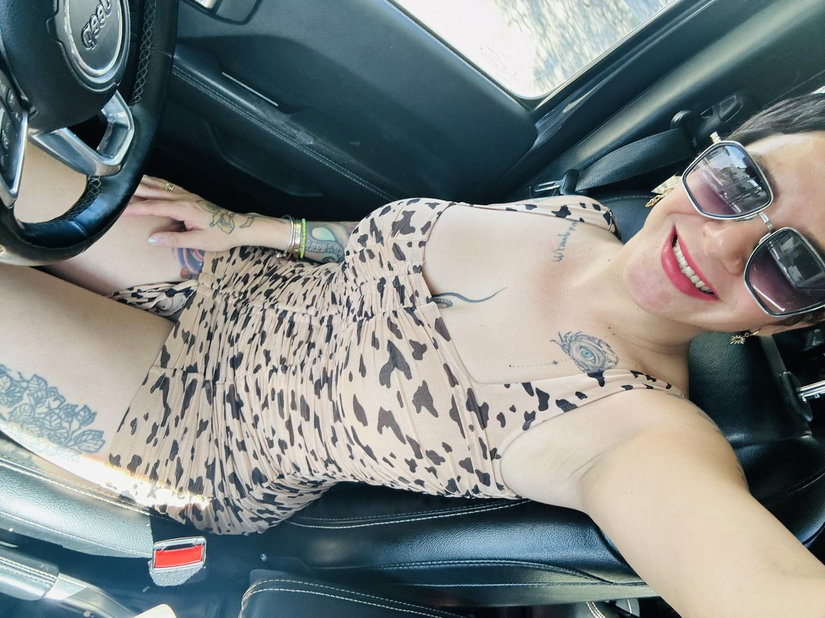 la_gr0sera's tweet photo. RT si me lo subo o me lo quito 😝 https://t.co/q1pNuZ2OoF
