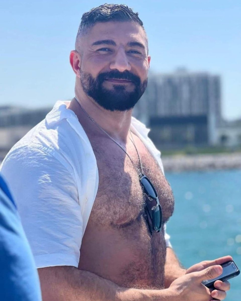 bearwww's tweet photo. woof 🏳️‍🌈💖💘🫀

.
.
#GayBear #BearPride #Woof #BeardLovers #GayBeards #BearHugs #BearChaser #HairyMen #BearCulture #BearWorld #CubLove #GayBears #musclebeef #MuscleBear #BeardedMuscle https://t.co/PZPwHzTirI
