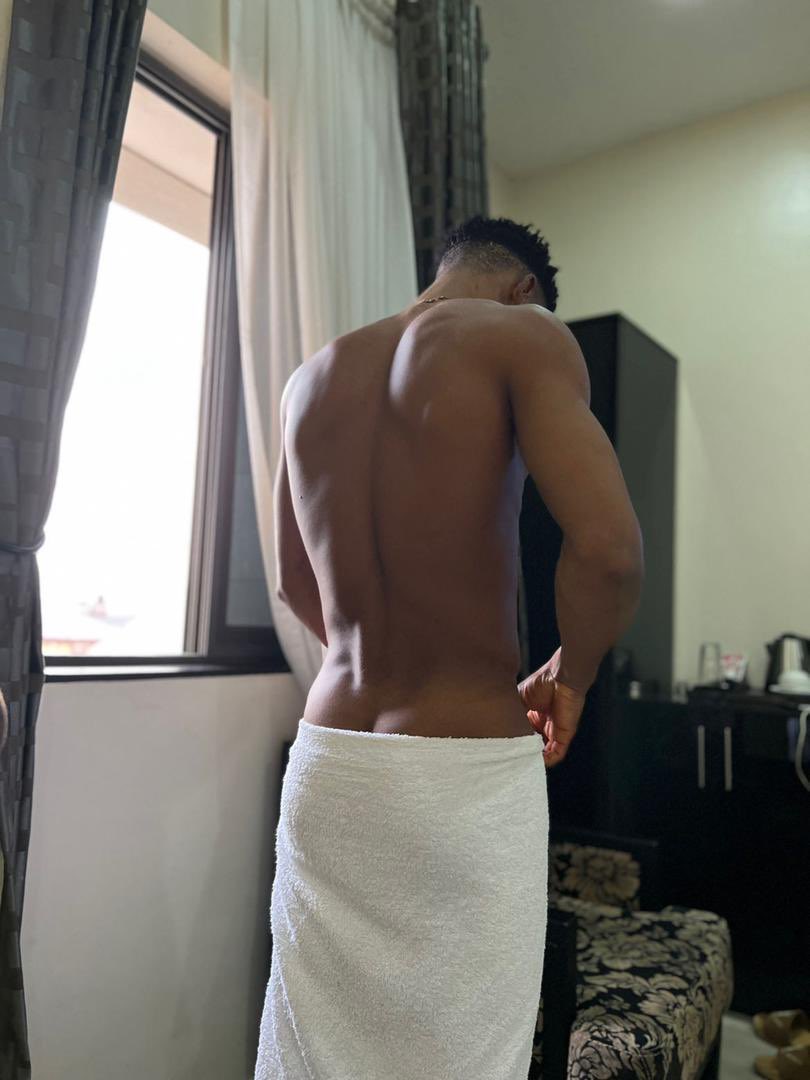 Godwenz's tweet image. Merry Christmas and happy New year ❤️❤️❤️