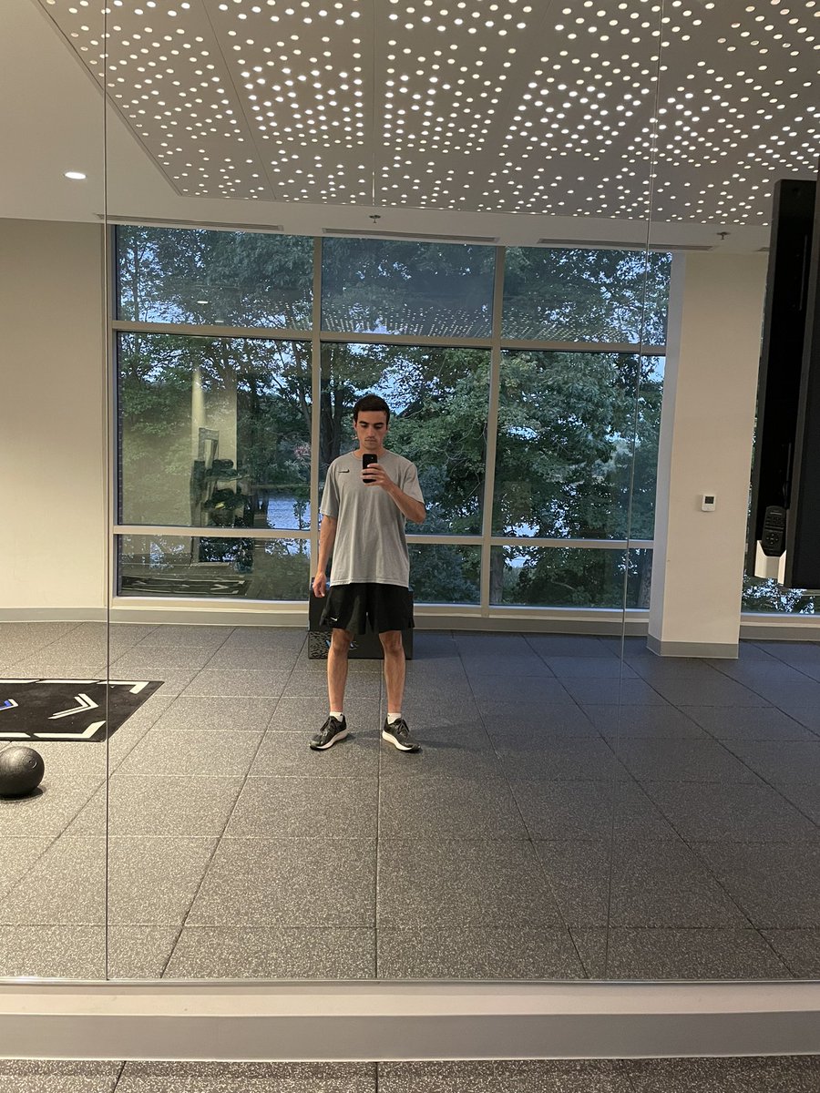 w_parv's tweet photo. Leaving my hometown.

Bittersweet because I’ve spent most of my life there

It still hasn’t pushed me enough.

New spot incoming 👀 https://t.co/sFdbURz11L