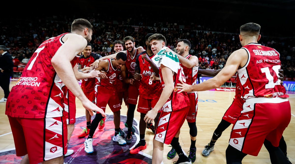 ACBCOM's tweet photo. ✨ Qué tarde se ha vivido en el Príncipe Felipe

Pero... ¿Cómo va a ser la noche en Zaragoza tras esta victoria? 👀

#LigaEndesa | @casademontBZ 
📸 acb Photo / Esther Casas https://t.co/cRg8nDPnzw