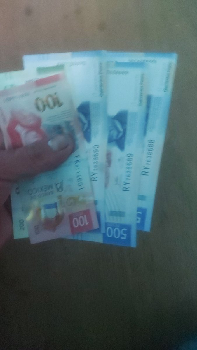 Zmbks1's tweet photo. Ya cayó el Aguinaga mi gente, vamos a darle en su madre con alguna damita biológica. https://t.co/XNzXnXicgn