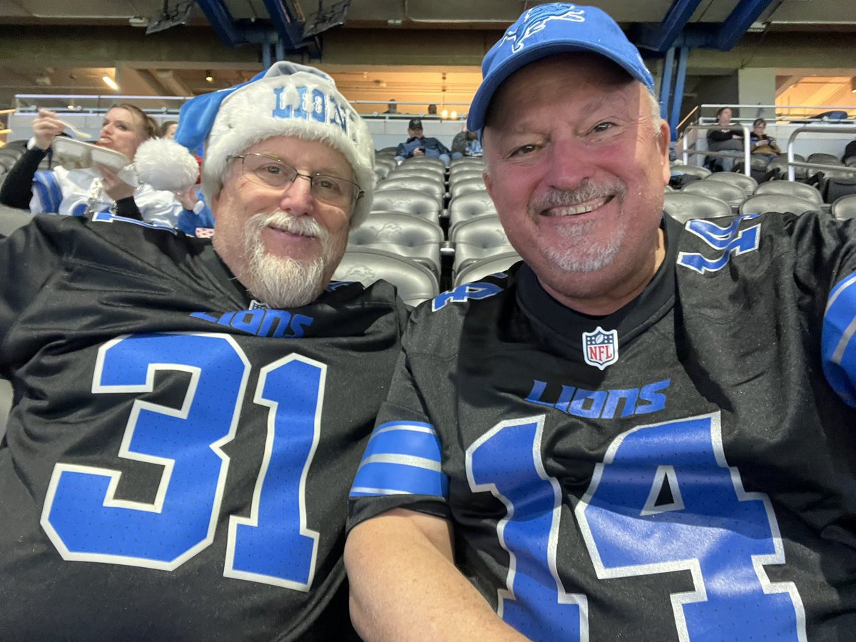 dorourke7280's tweet photo. #OnePride https://t.co/Dl2WTZmbtl