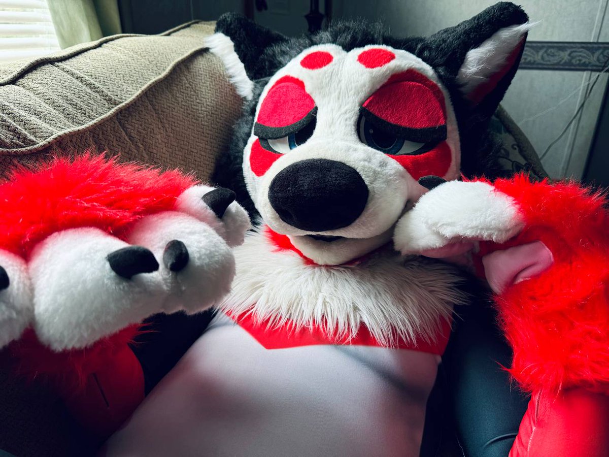 The Brave Little Cum Dumpster tweet media