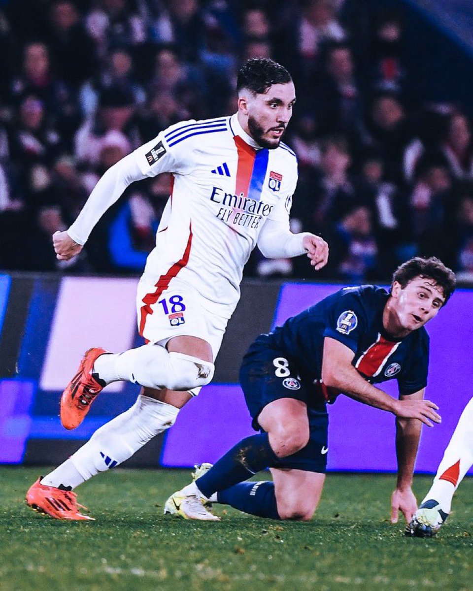 ActuFoot_'s tweet photo. L’incarnation de ce pourquoi on regarde le football. 🤩

Rayan Cherki. 🪄

📸 @Ligue1_ENG https://t.co/AM3ZeqAAnb