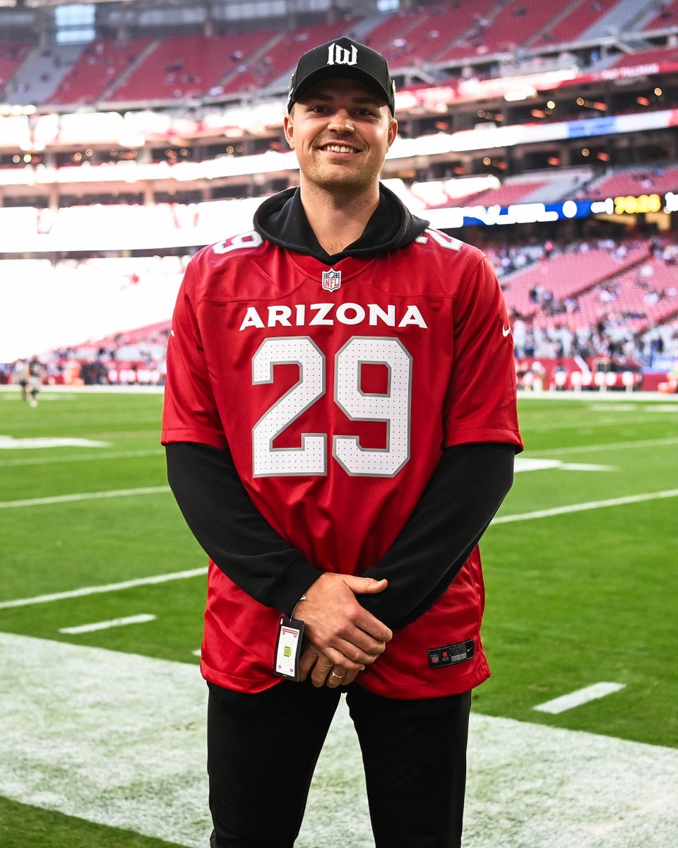 AZCardinals's tweet photo. Kingman, Arizona’s finest and the 2024 AL Cy Young Award Winner, @TarikSkubal 👏⚾️ https://t.co/M0FY509Dw4
