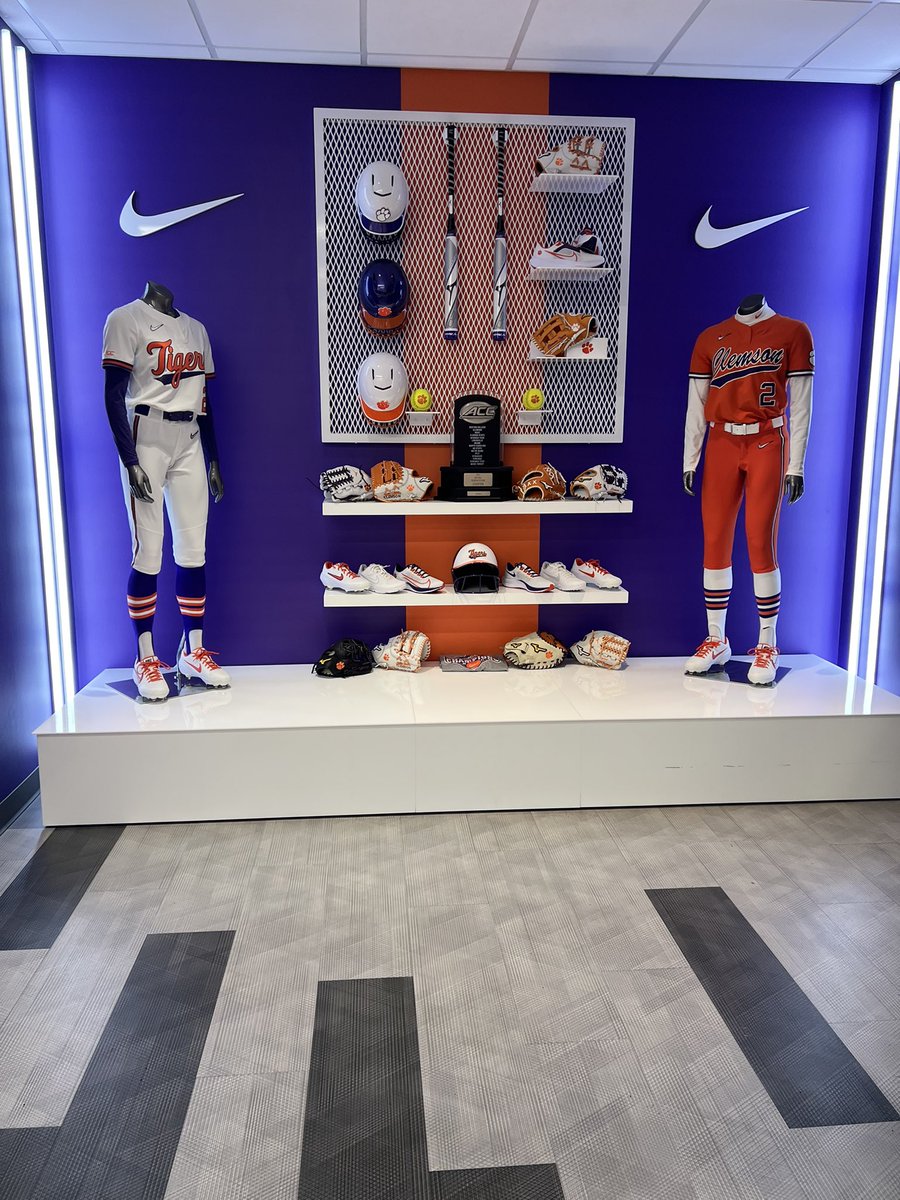 Etta Partlow tweet media