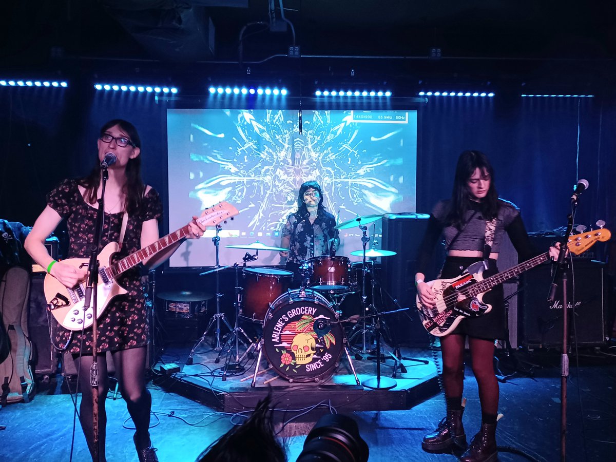 AdamsWorldBlog's tweet image. More scenes from last night at @ArlenesGrocery

* Opera (great band, impossible to Google)

* Tits Dick Ass (yes, that’s their name)

* @DIgamY

* SantaCon madness