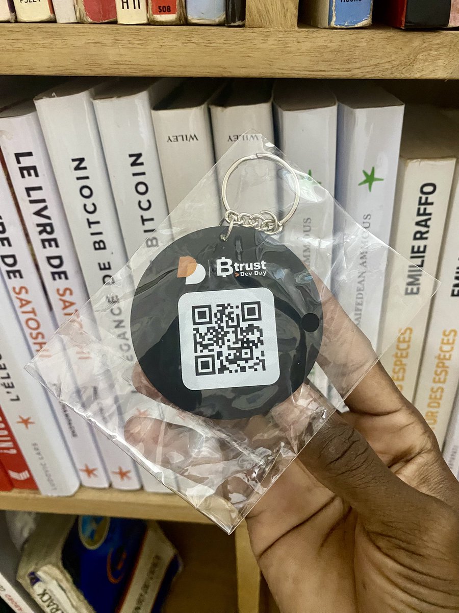 mehounme's tweet image. Si vous êtes développeur et souhaitez travailler sur Bitcoin, veuillez scanner le code qr et postuler à la prochaine cohorte de Btrust Builders @btrust_builders ✨