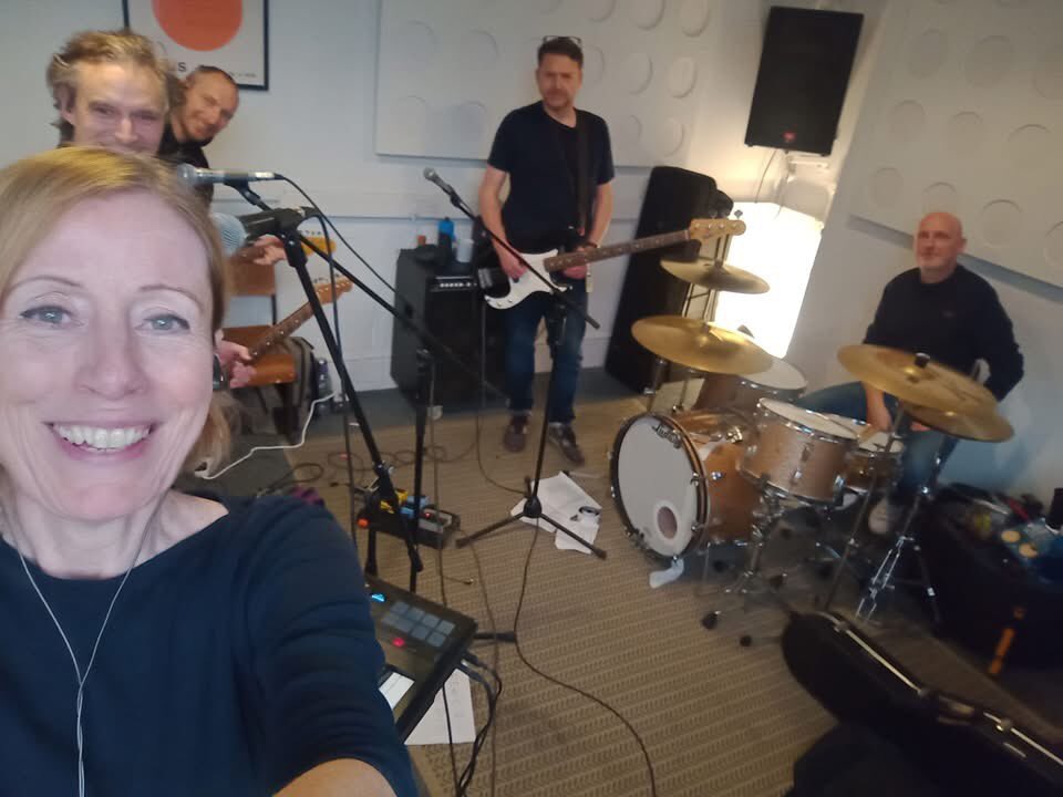 SecretShineUK's tweet photo. Back shoegazing, &amp; getting ready for our first gig..possibly our only UK gig.. of 2025 
#dreampop #shoegaze #oldgaze https://t.co/fm2tehKO79