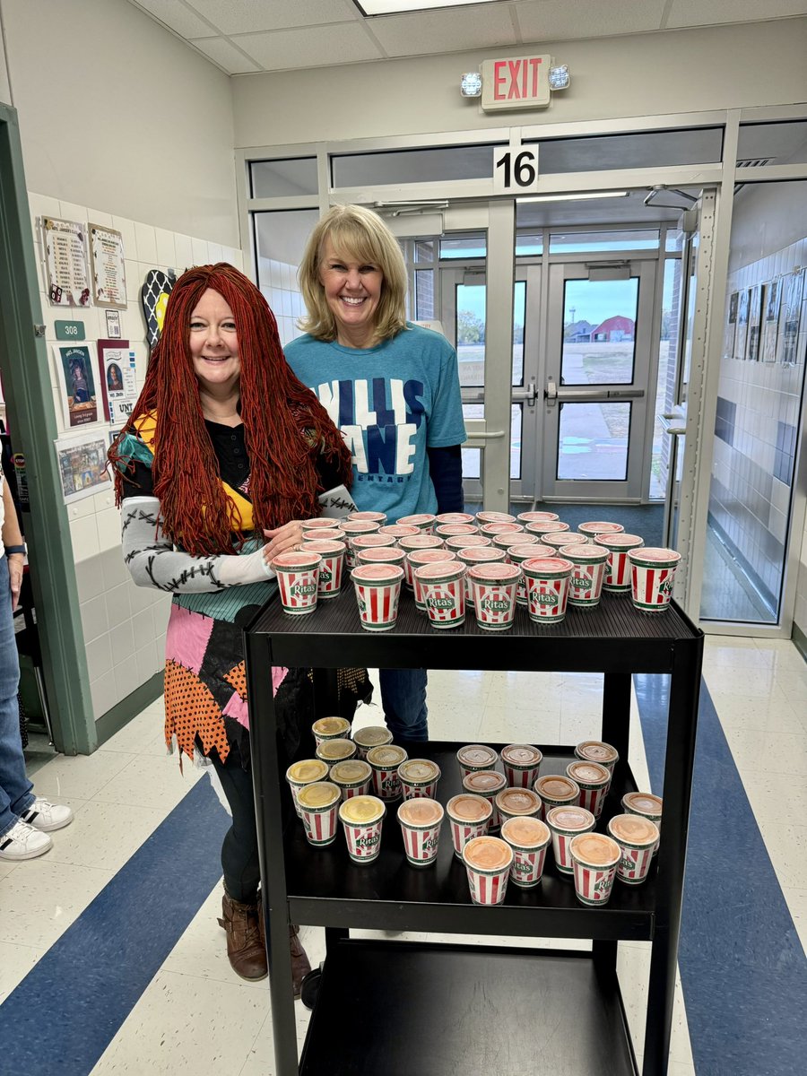 Mrs. Fry (@mrsfry4) on Twitter photo Thank you so much to these amazing ladies for always thinking of us and spoiling us rotten! We are so blessed! ❤️ <a href="/WillisLaneES/">Willis Lane ES</a> Thank you so much to these amazing ladies for always thinking of us and spoiling us rotten! We are so blessed! ❤️ <a href="/WillisLaneES/">Willis Lane ES</a>