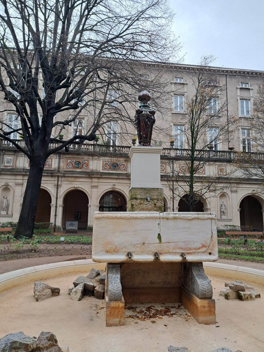 Ludovic S. tweet media