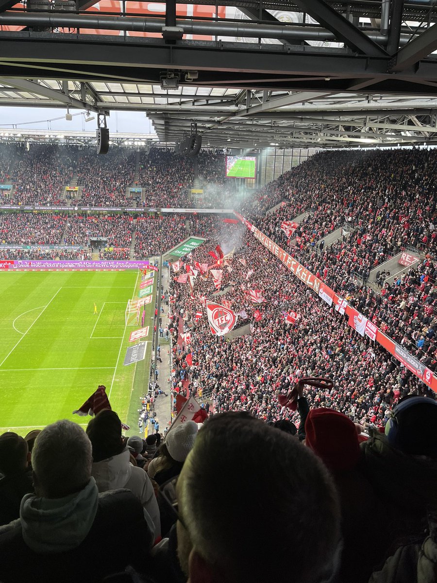 tom__schepers's tweet image. 🥁🥁🥁 #effzeh