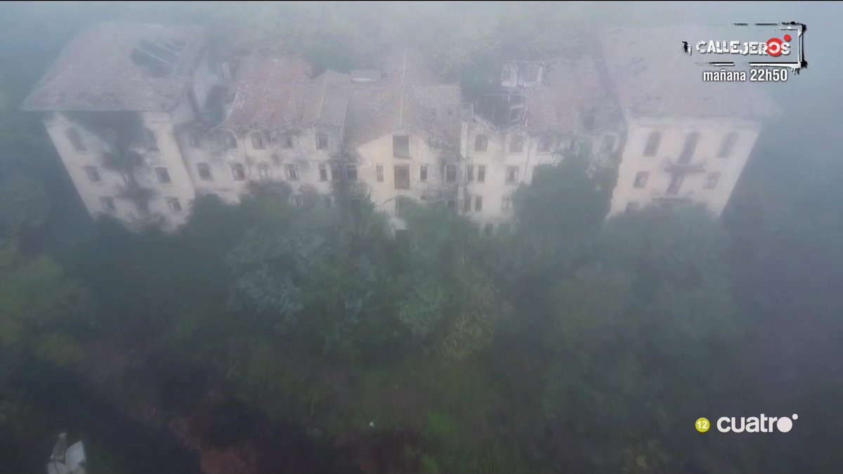 navedelmisterio's tweet photo. El Hotel Avenida, hoy abandonado, se construyó en 1911 frente a la estación de tren para acoger a los huéspedes del balneario #CuartoMilenio https://t.co/lgHTwd7eZs