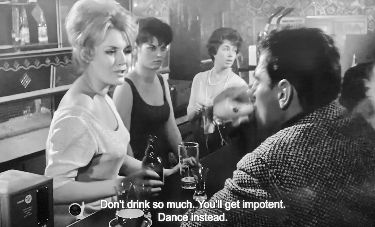 wmweibel's tweet photo. Now THAT'S #TruthInNoir.
#NoirAlley #DarknessAtNoon #SchwarzerKies #BlackGravel https://t.co/OkOgtv2j3r