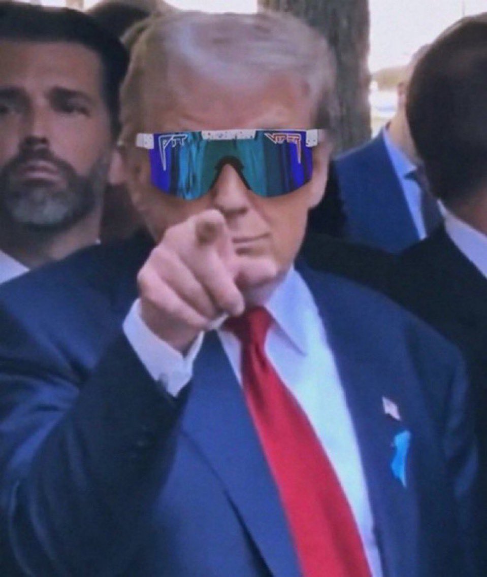 The president of the United States is buying $MOG and you’re bearish????

MOG is FREE right now folks, what a BEAUTIFUL DEAL! The haters &amp; losers (SAD!) don't want you to know. I'm loading up BIG TIME - nobody knows crypto better than me, believe me! Buy now or cry later 🫵😹