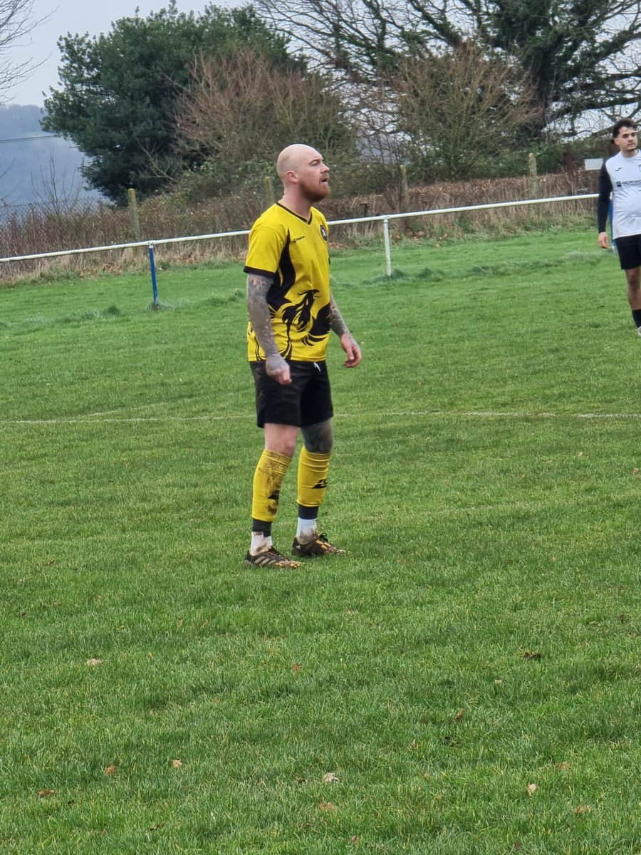 SpiresAthletic's tweet image. Spires 3-0 @CombeDownFC 

Finishing 2024 with a win and clean sheet!

Quality work rate from all and never stopped throughout the 90.

We’ll look forward to playing Combe Down again in the cup!

Goal scorers:
KT (baldy)
@Samuel_Wallis1 
Matty H

UTS!